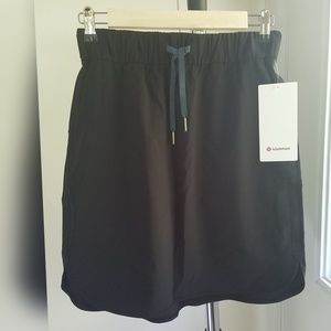 Lululemon On The Fly Black Skirt
